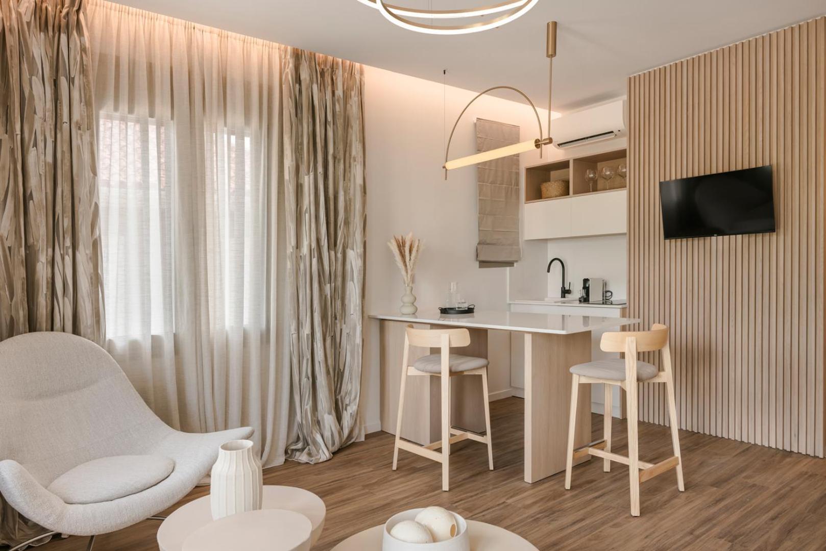 Piazza Suites Ликсури Экстерьер фото