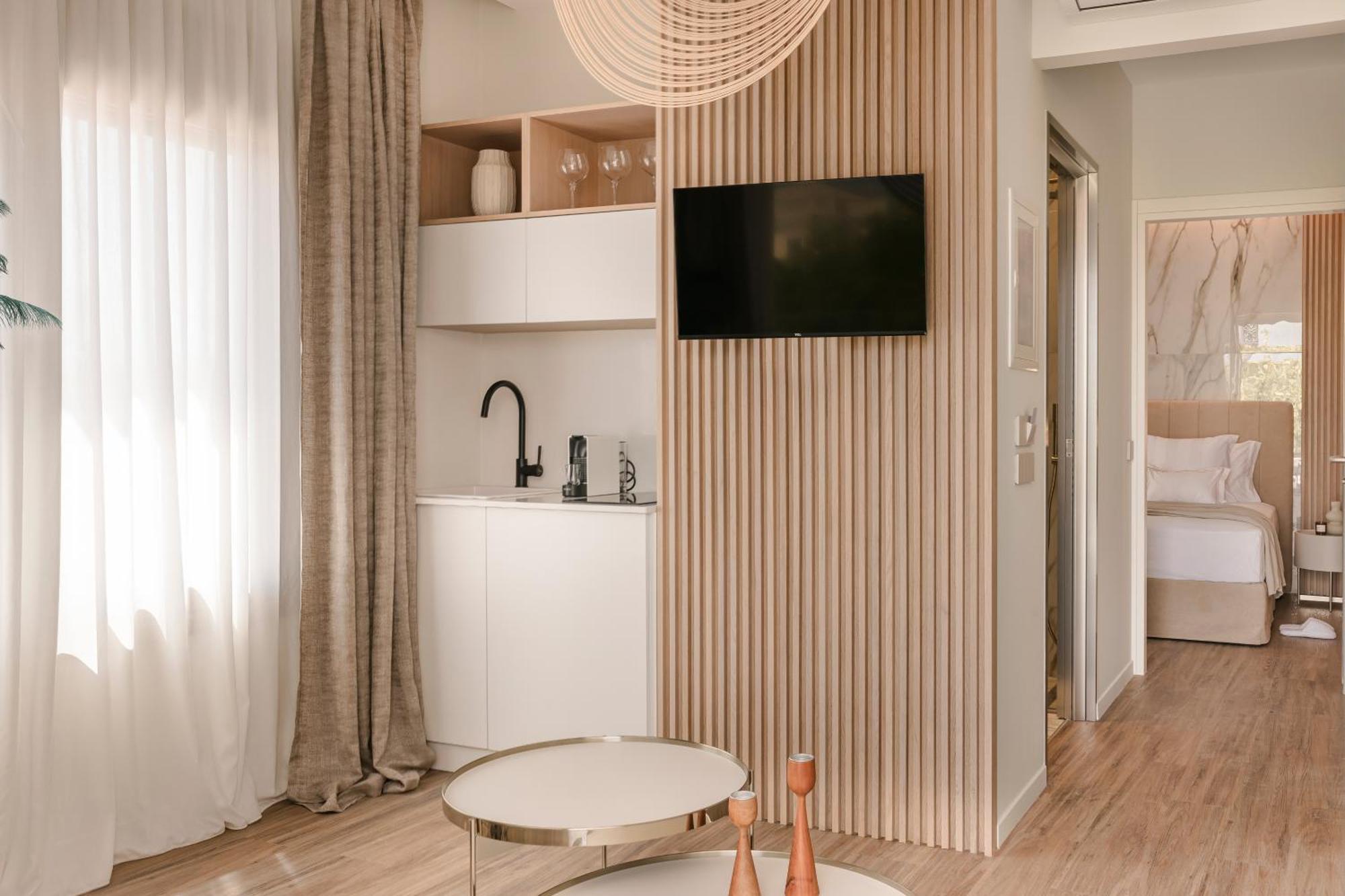 Piazza Suites Ликсури Экстерьер фото
