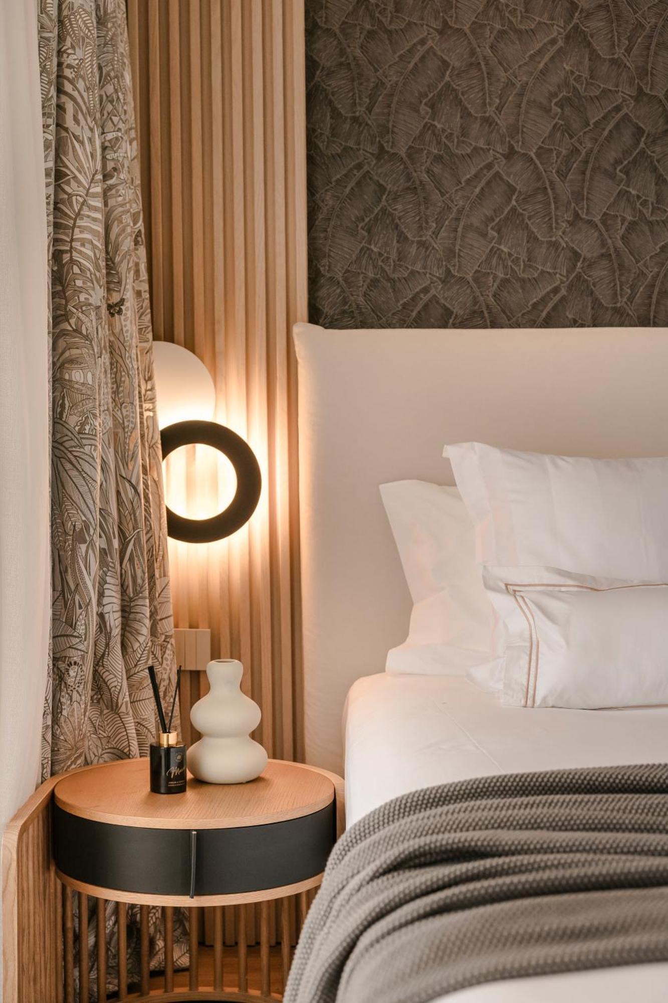 Piazza Suites Ликсури Экстерьер фото